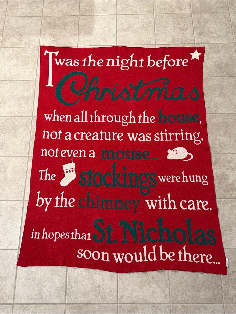 Barnes & Noble Exclusive “Twas the Night Before Christmas” Throw Blanket